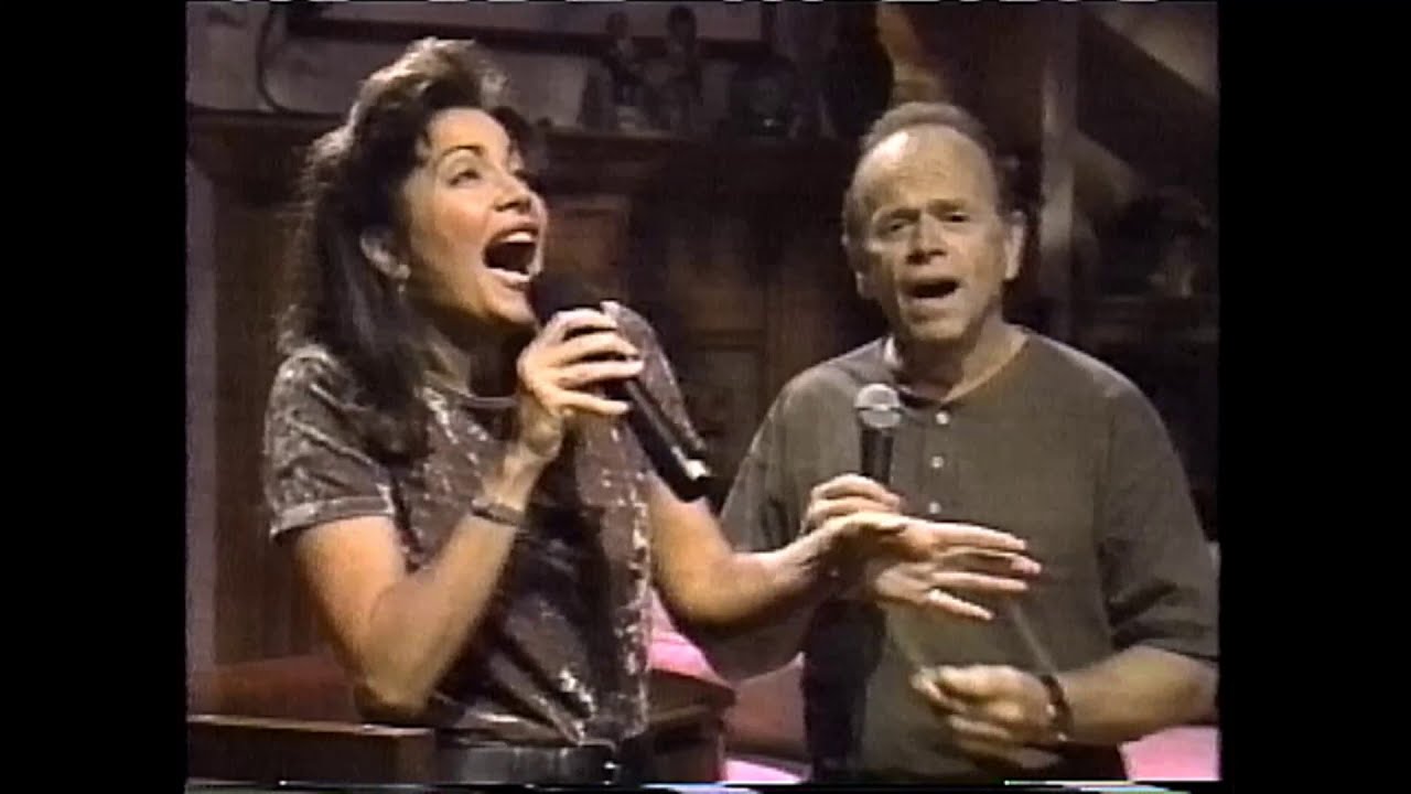 Beach Boys - I Can Hear Music + Kokomo - Regis and Kathie Lee 9/2/96 part 1 with Kathy Triccoli