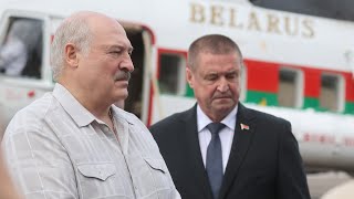 Лукашенко: Угостите? Две ложки дайте супа! // Обед с комбайнерами, рабочие поездки в поля и спорт