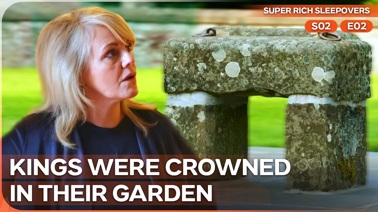 Documentary backdrop image for A Night Inside The Palace That Shaped Scottish History (2026)