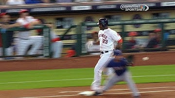 TEX@HOU: Astros challenge out on double play in 1st