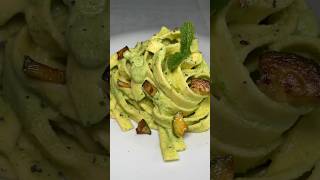 Tagliatelle con crema di zucchine di @jovaebbasta ?
