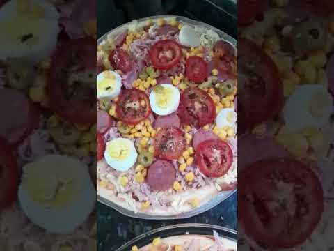 PIZZA CASEIRA COM MASSA PRONTA