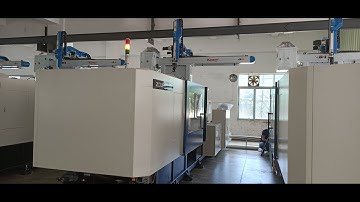 430T 4 cavities 1000ML Zoweite injection machine with kowey robot