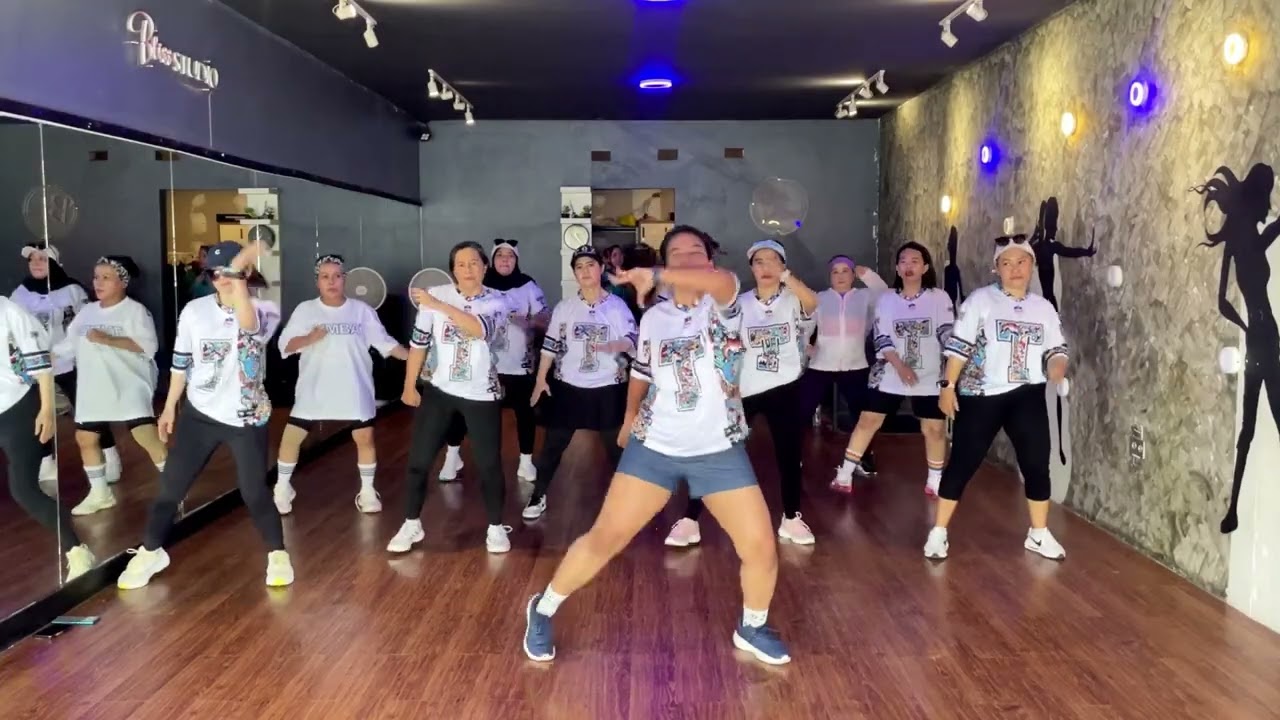 Diggy Up - Now United || ZUMBA || Kpop || Хореография от ZIN Yeppi