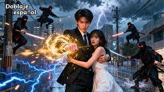 Humillado Por Ceo, El Pobre La Sorprende Al Derrotar A 40 Mercenarios En Segundos, Ella Se Enamora