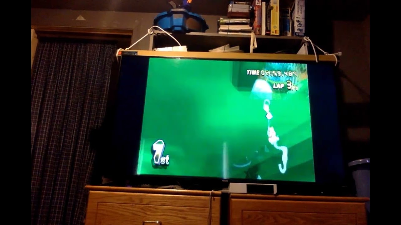playing mirror mode on mario kart Wii