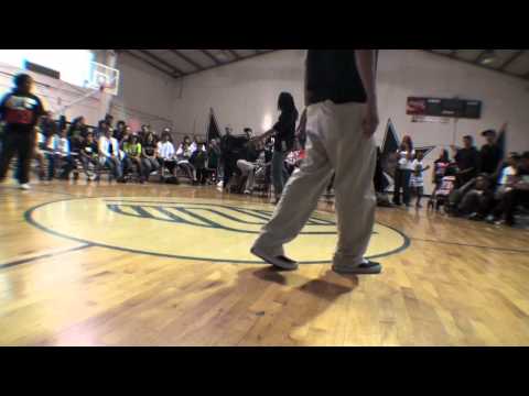 Tim "Randm" Salaz vs Hampton "Exorcist" Williams vs Dancin Queen Space Wars 2010