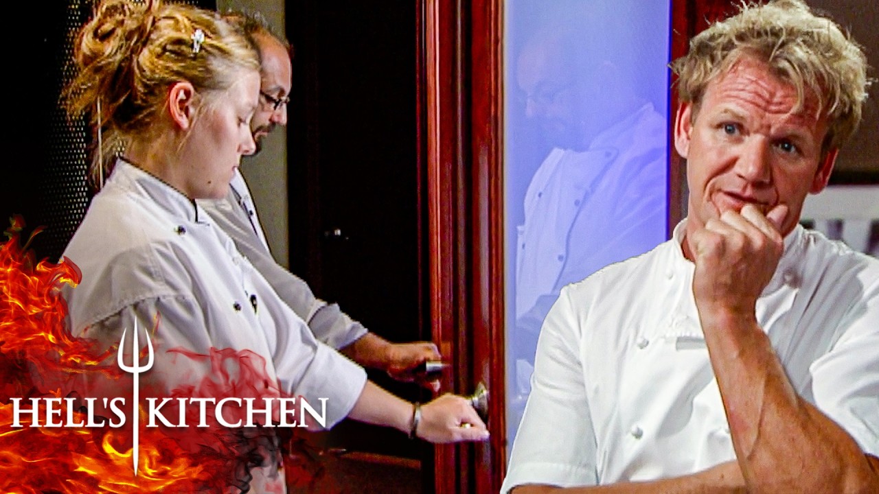 Gordon Ramsay Announces the Season 4 Winner! | Hell’s Kitchen - YouTube