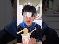 ティッシュの食べ方