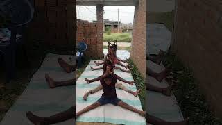 yog abhyas karte hue#ykal Vidyalay#ke bacche#Jay Shri Ram.