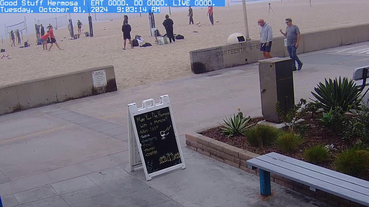 Hermosa Beach Good Stuff Strand Cam. Live Camera Stream from Southern California