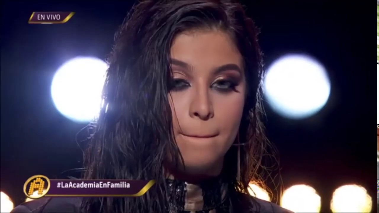 Francely | JUECES SE ENOJAN | Te extraño, te olvido, te amo | Concierto 7