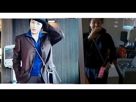 드라마 하이에나 김혜수 폰줄 너무 이쁘고 편리해요! 카드수납 가능