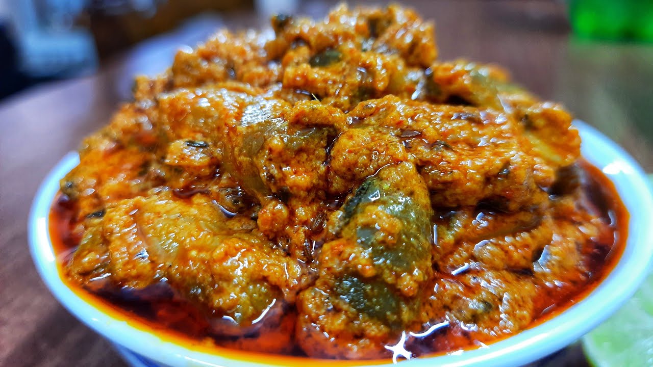 Pure Veg Mushroom Masala -জিভে জল আনা স্বাদে নিরামিষ মাশরুম রেসিপি  মাশরুম পরিষ্কার করার পদ্ধতি সহ