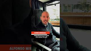 - Alfonso Miragallas, Conductor De Autobús