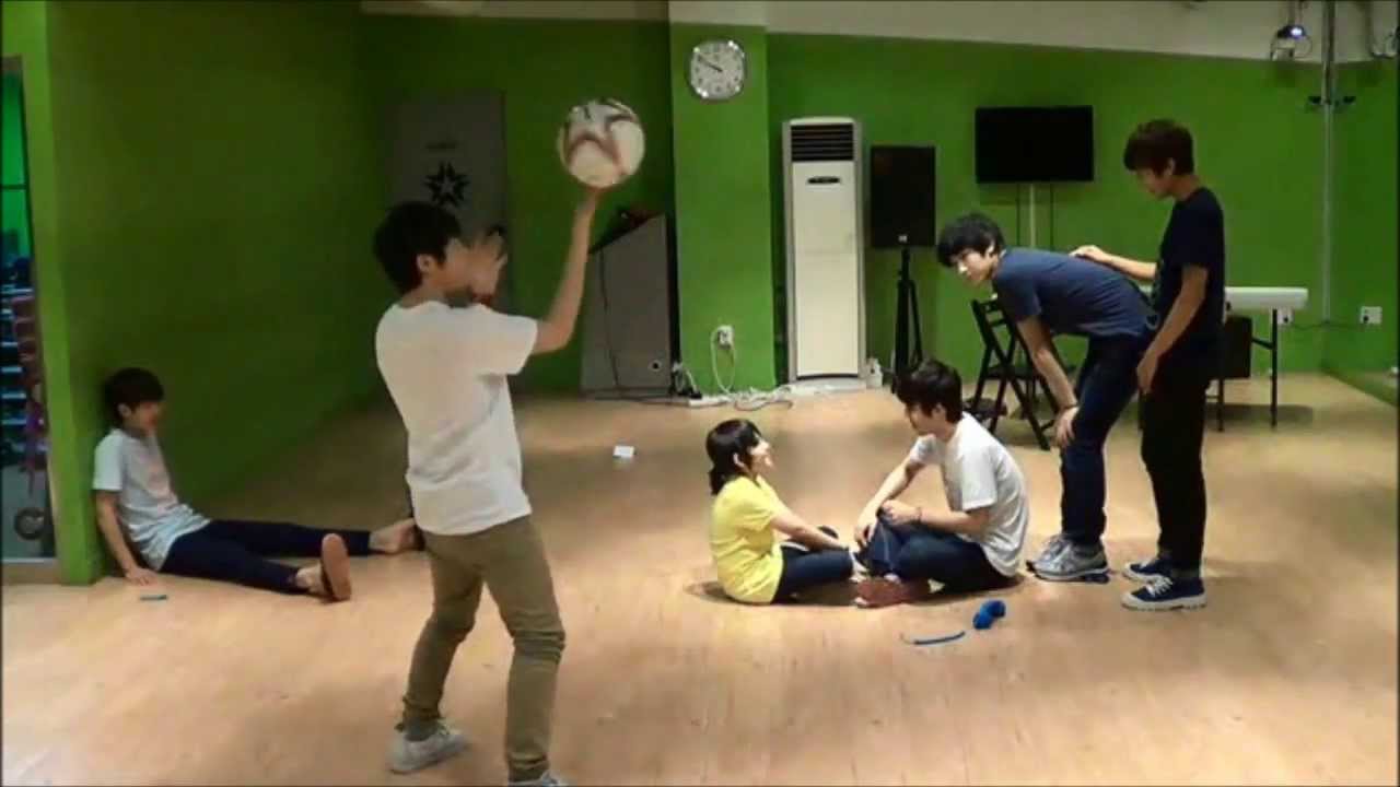 130629 SEVENTEEN TV Samuel kiss