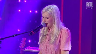 Alice On The Roof - Le Téléphone Pleure (Live) - Le Grand Studio RTL Resimi