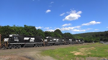 NS 10N manifest thru Newport, PA on the NS PITL