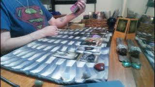 You may be dealing with a Gold Digger..#tarot #money