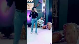 ADE ASTRID PANTESAN SUARANYA BAGUS INI NIH PENYEBABNYA DI OYAG OYAG RUSDY