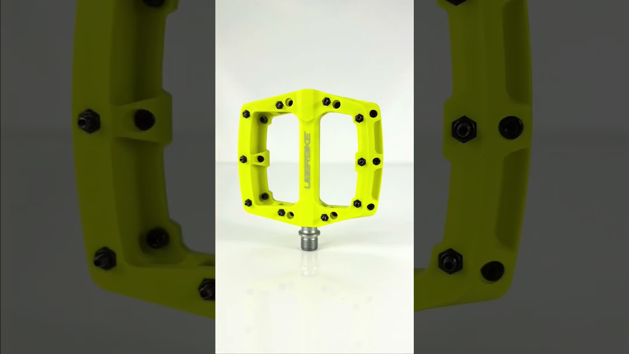 Which colour Uberbike Apex pedal? 