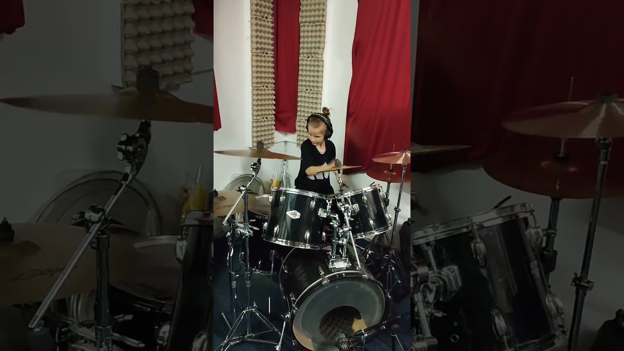 Justin (11yo) vs Matt Sorum! 🤟 