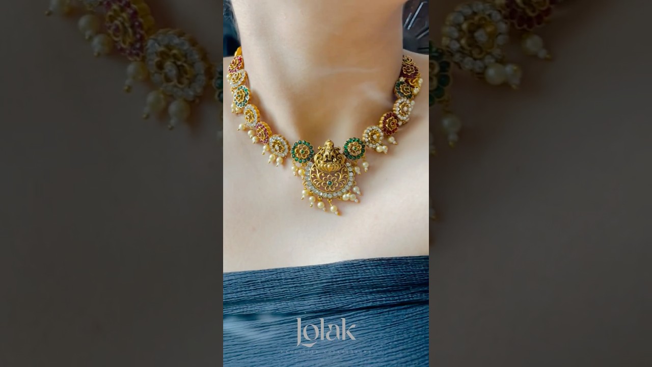 Sold Out‼️₹999 Only-Lakshmi Kemp Silver floral  Necklace✨Code: N030✨WhatsApp 8147194228