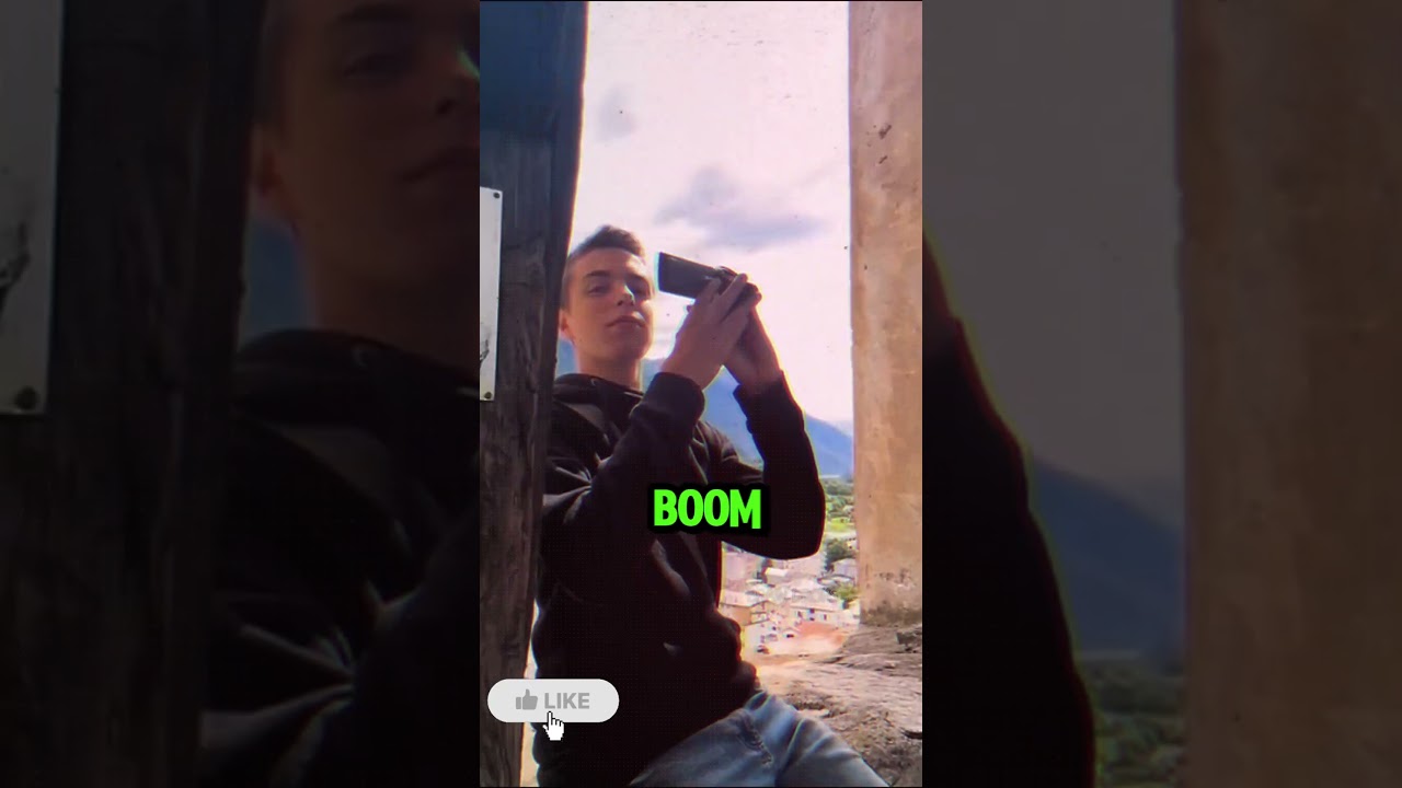 Он позвонил в гигантский колокол… Но упустил из виду эту крошечную деталь! 🔔😱 