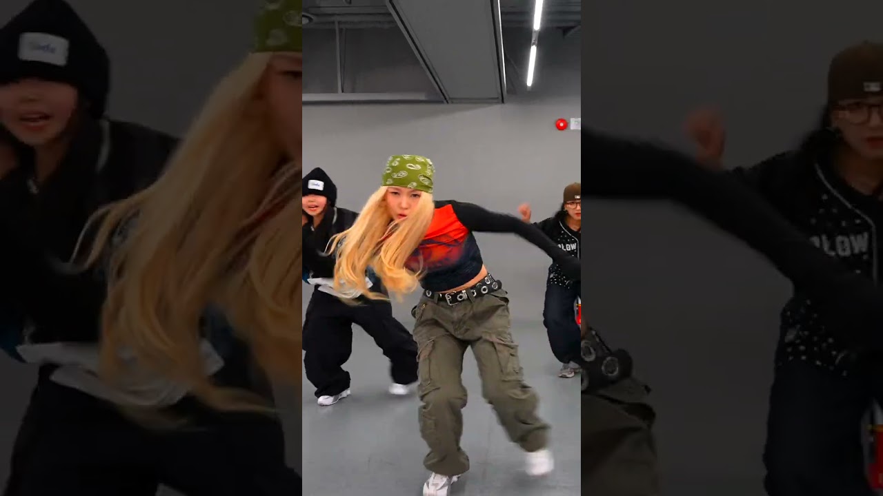 clean locking dance🔒✨ #lockerzee #choreography - YouTube