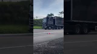 Dobradinha De Scania Na Br 101 Rj