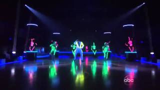 Chris Brown Ft. Benny Benassi - Beautiful People 