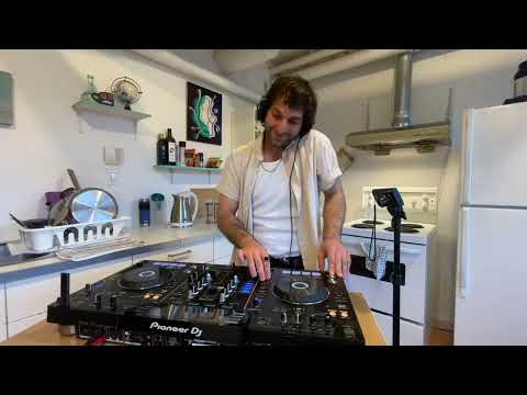 Kitchen Hangs vol. 4