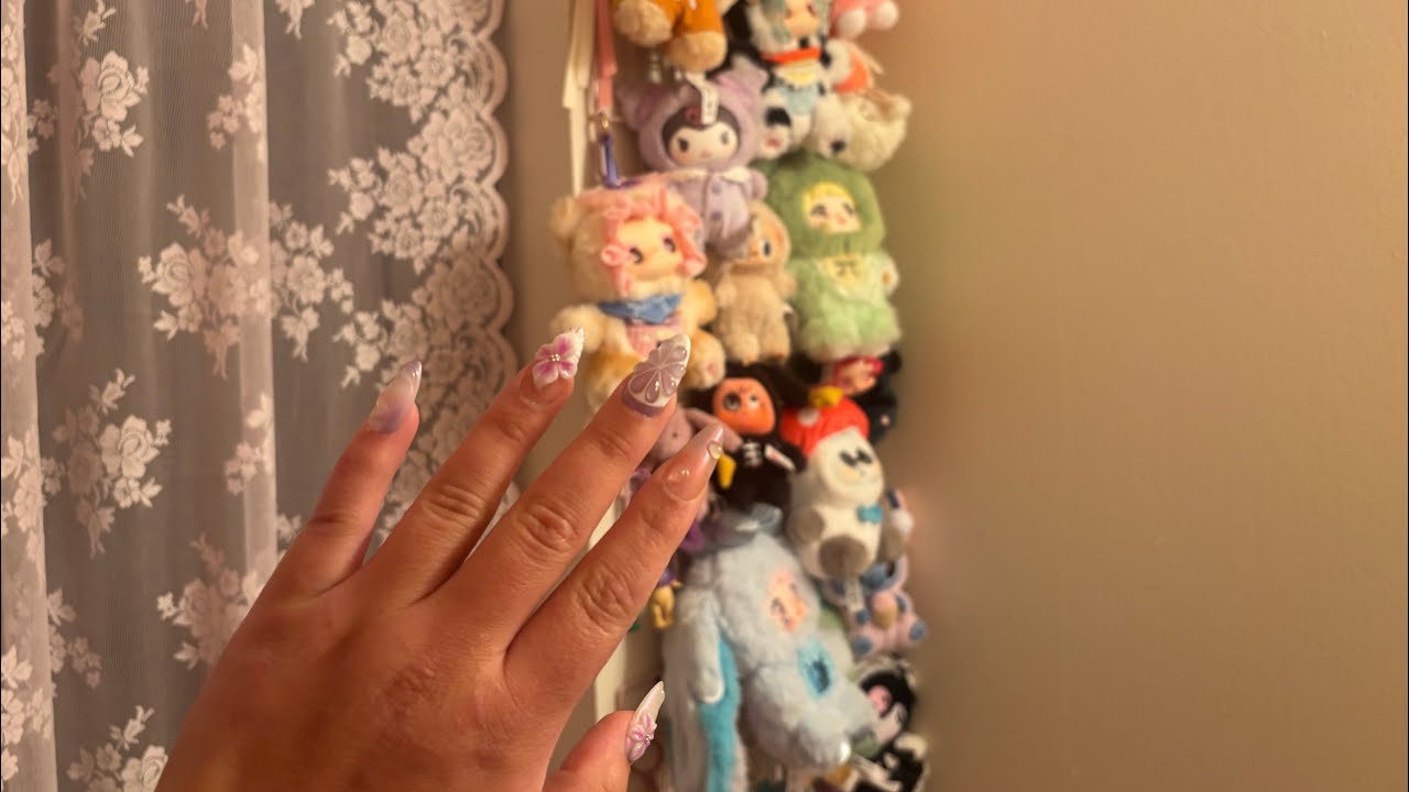 ASMR plush pendant display/room tour 