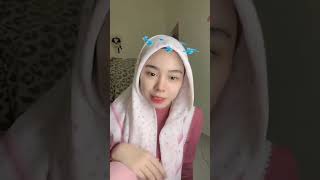Isaraa Pakai Tudung Nampak...