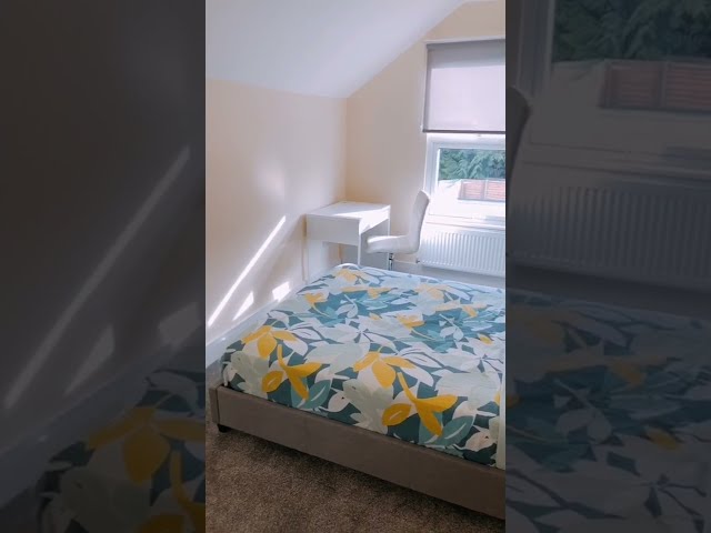 ***Incredibly Awesome En-Suite Double Room*** Main Photo