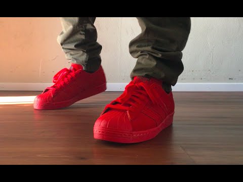 borracho medio litro Enfatizar Adidas Superstar City Pack London On Feet (Red) - YouTube