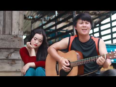 Video: Yuav Ua Li Cas Ua Si Pob Zeb Guitar