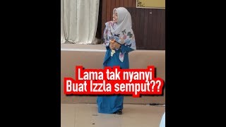 Izzla pertama kali nyanyi lagu sangkar emas