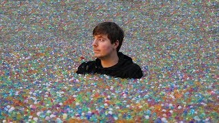 I Put 100 Million Orbeez In My Friend's Backyard screenshot 2