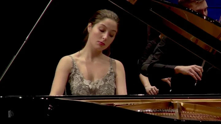Beethoven: Piano Concerto No. 5 in E flat major op. 73 (full) | Alina Bercu