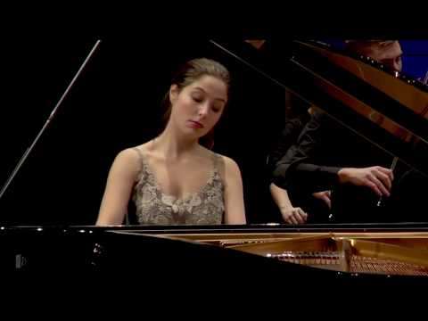 Alina Bercu spielt Beethovens Klavierkonzert Nr. 5 in Es-Dur op. 73