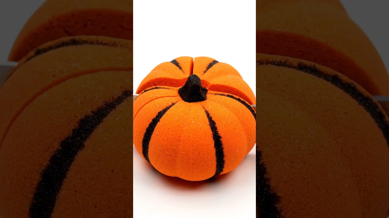 Slicing Orange Pumpkin Kinetic Sand 