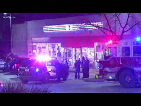 Store clerk shot, killed in NW-side robbery - YouTube