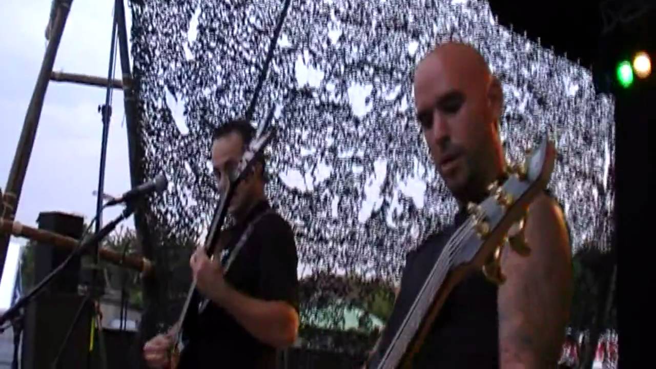 Brand New Mark - Carry On - Krotrock 2010