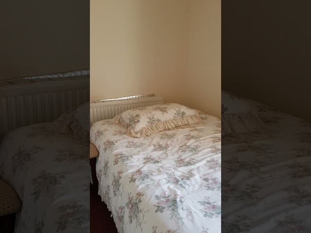 Double room in town centre victorian house Main Photo