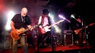 The Heavy Metal Kids 'Squalliday Inn' 8.7.11.