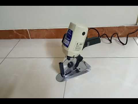 اتعرفي علي المقص اللي بالكهرباء واستخدميه بطريقة سهلة وينفع للمشاريع الصغيرة