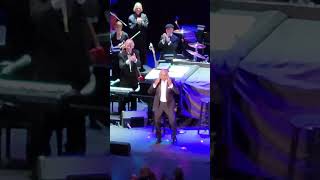 JOHNNY MATHIS' FINAL STAGE EXIT