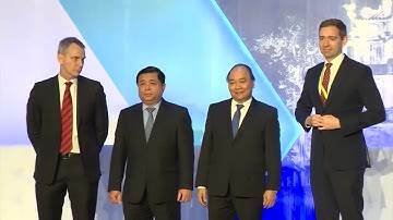 Thủ tướng Nguyễn Xuân Phúc dự Hội nghị thượng đỉnh kinh doanh ASEAN