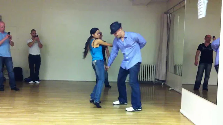 Bachata1 class Alejandro Bouza @ Piel Canela